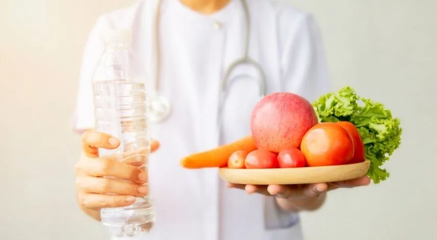 Bayramda dengesiz beslenme hastalıklara 'kapı aralayabiliyor'