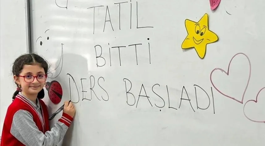 Okullarda tatil sonrası ilk ders zili çaldı