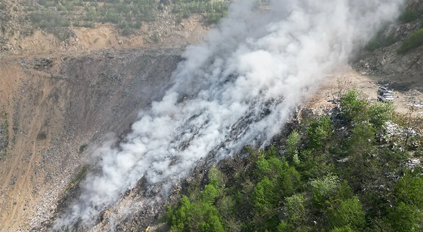 Çöp sahasında çıkan yangın kontrol altına alındı