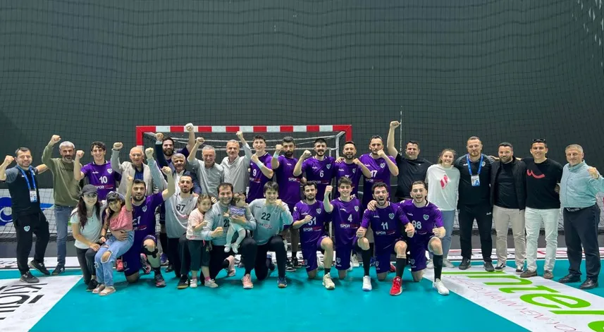 Güneysu Spor Süper Lig’e yükseldi