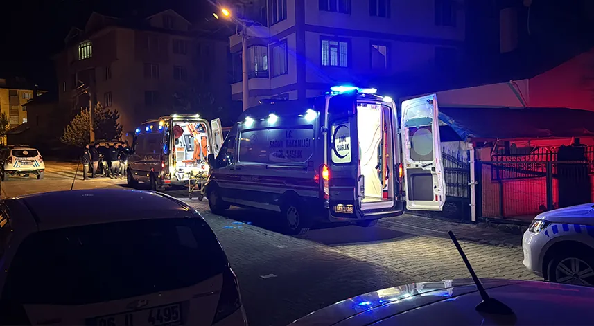 Eşi tarafından bıçaklanan kadın ve babası öldü