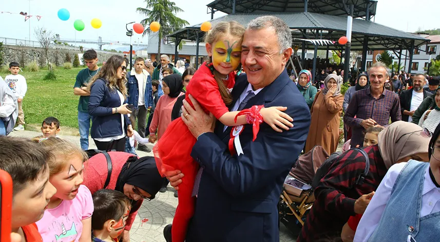 Ardeşen'de 23 Nisan coşkuyla kutlandı