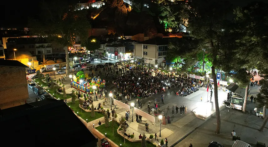 SMA hastası 2 yaşındaki Ege bebek için konser düzenlendi