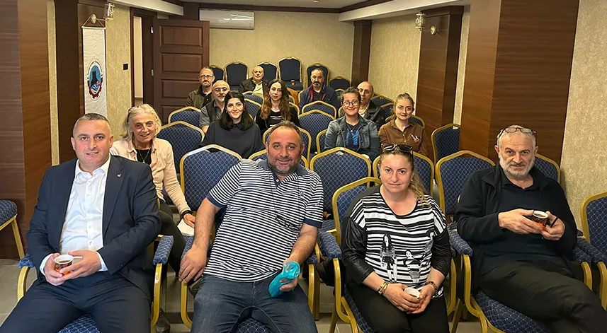 Pazar, Rusça öğreniyor