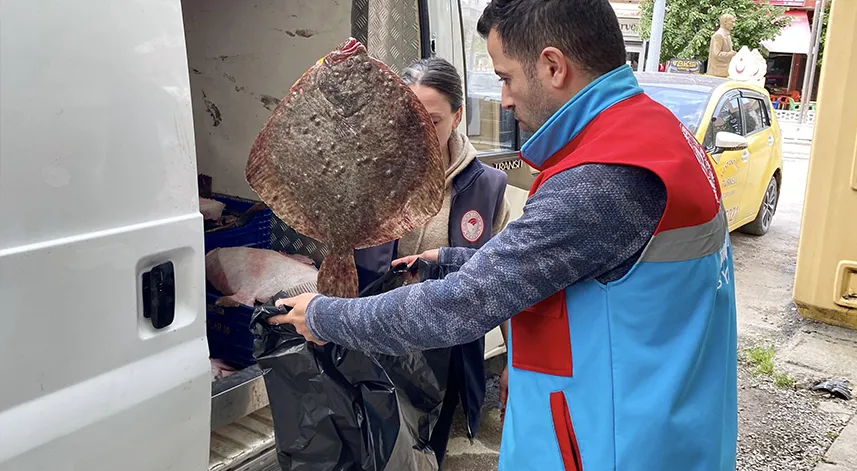 Kaçak yolla avlanan 340 kalkan balığı ele geçirildi