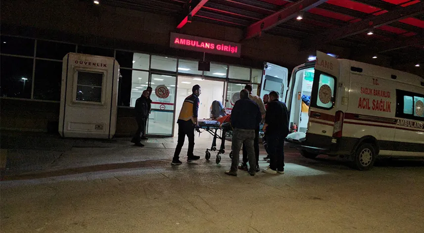 2 kişiyi bıçaklayarak öldürdü