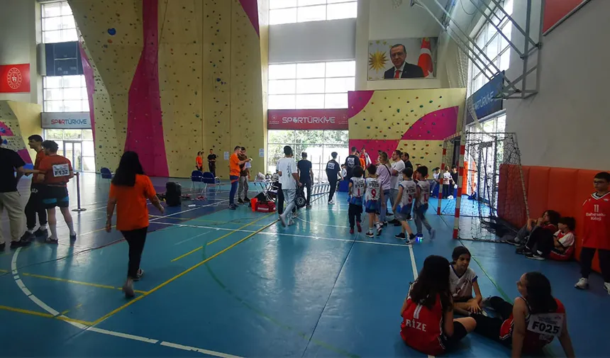 Rize’de okullar arası tırmanış yarışması düzenlendi