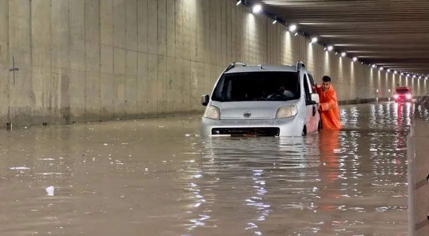 Tokat'ta sağanak etkili oldu