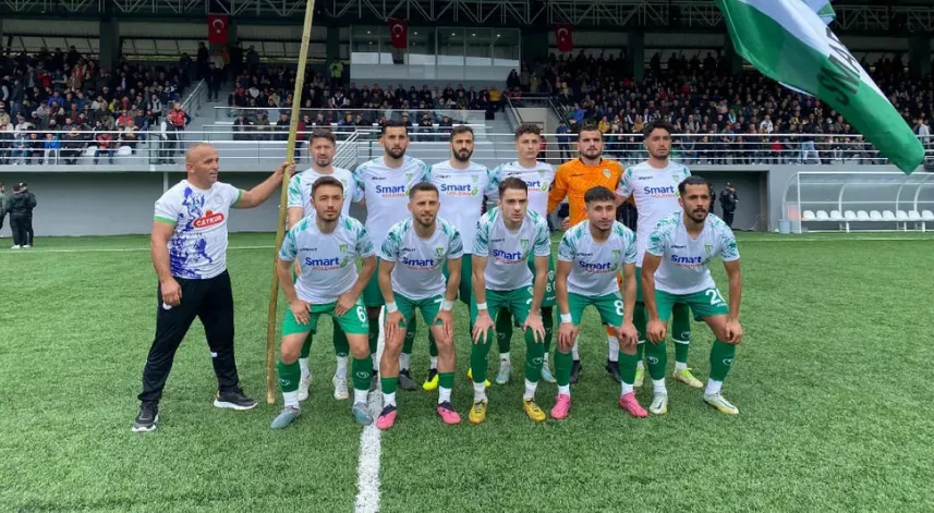 Çayelispor şampiyonluk için sahada