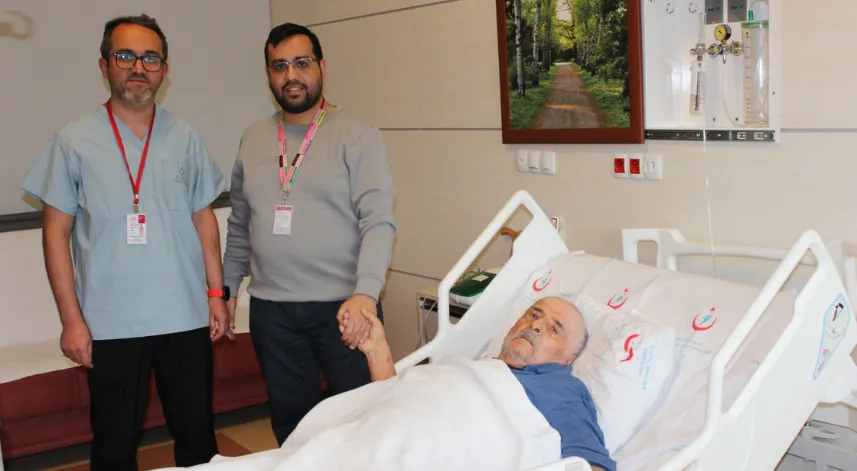 91 yaşındaki hastaya anjiyo uygulandı