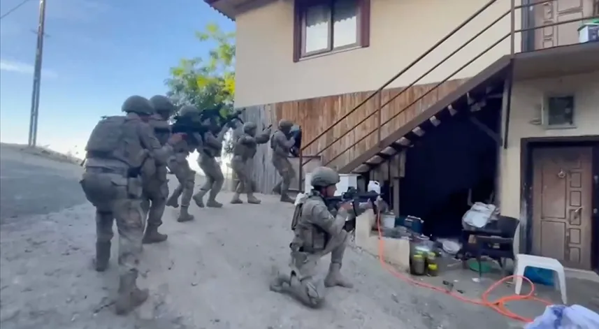 'Mahzen-41' operasyonlarında suç örgütü çökertildi