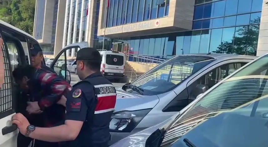 Kız çocuğuna cinsel istismar iddiasıyla yargılanan kuaföre tahliye