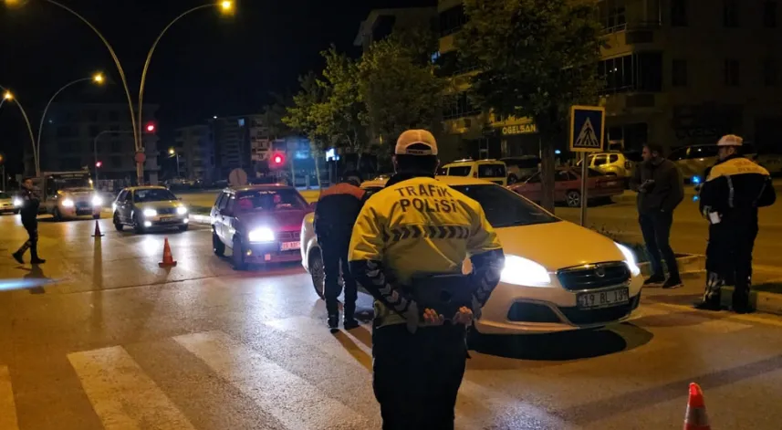 Asayiş uygulamasında hakkında hapis cezası bulunan 5 kişi yakalandı