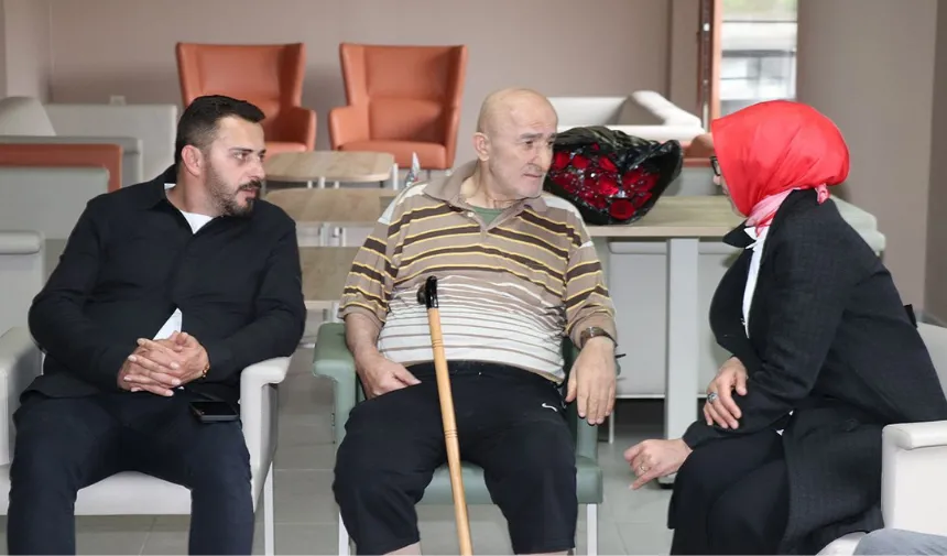 TOBB huzurevindeki anneleri unutmadı