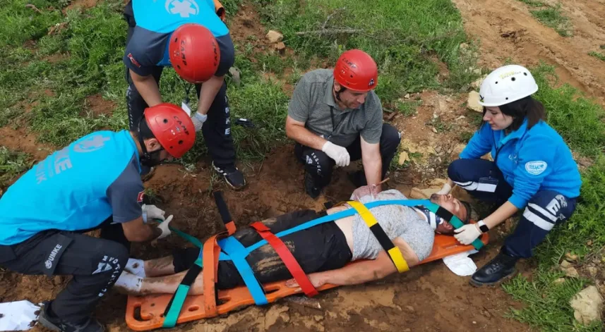 Karabük'te temel UMKE eğitimi düzenlendi