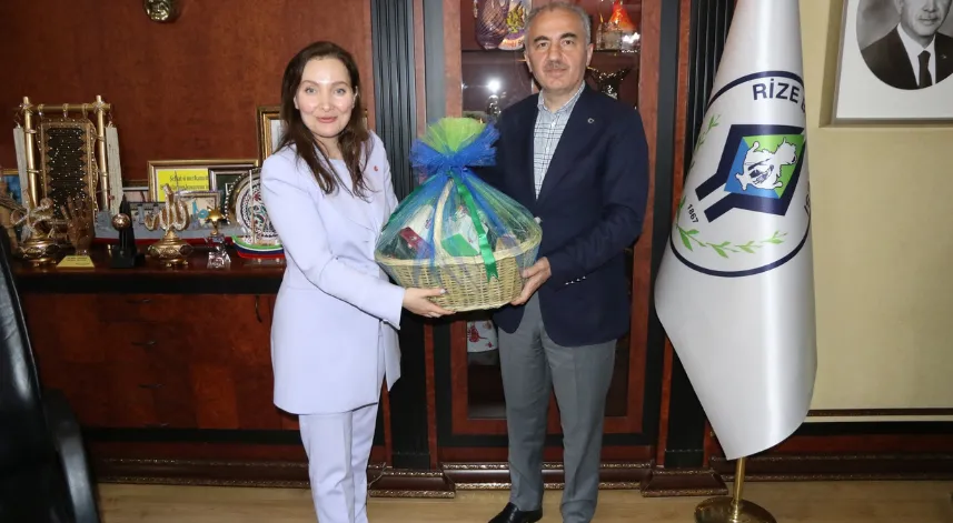 Viyana Milletvekili Bozatemur'dan Başkan Metin'e ziyaret