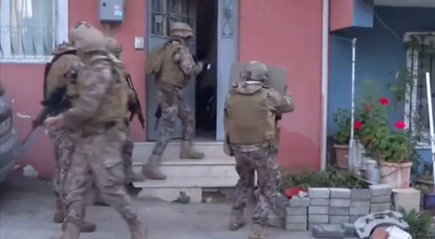 'Mahzen-46' operasyonlarında 3 organize suç örgütü çökertildi