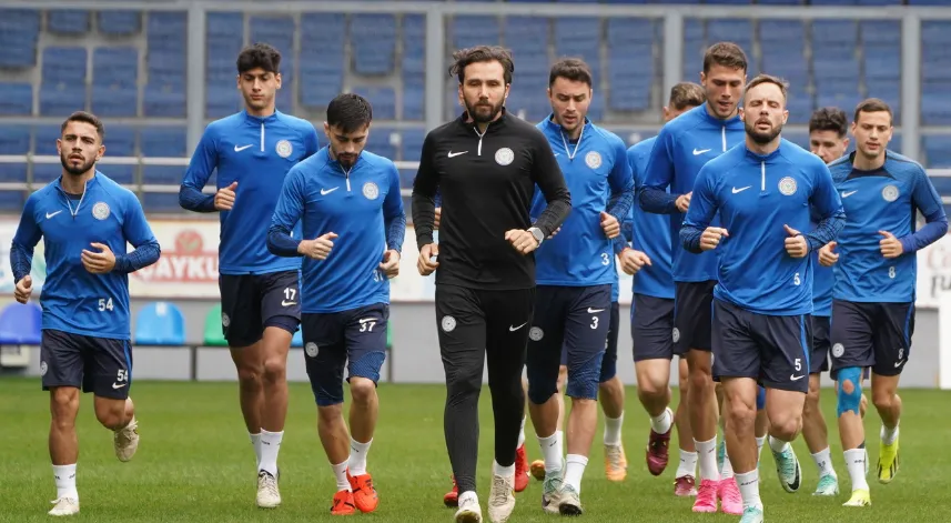 Çaykur Rizespor Kasımpaşa maçı hazırlıklarını sürdürdü