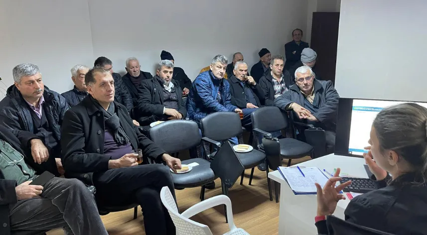 Rize’deki muhtarlara hijyen eğitimi verildi