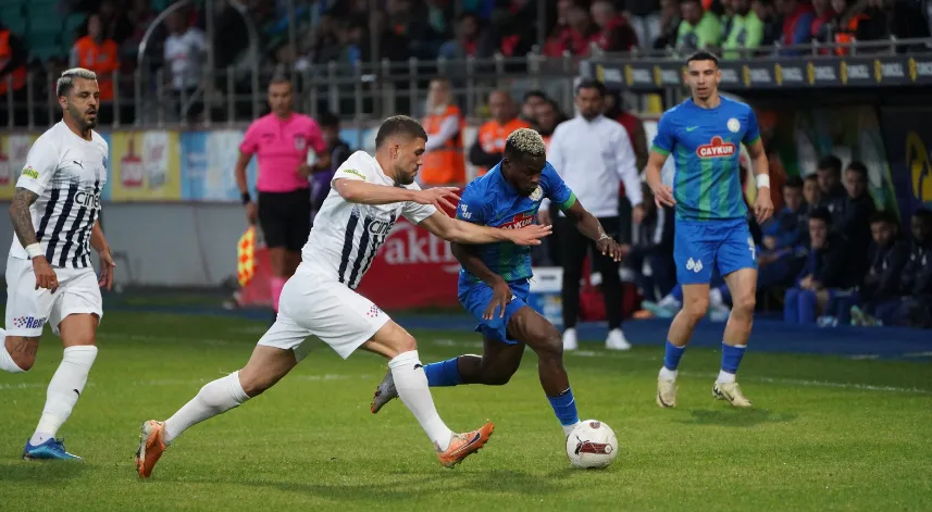 TSL 37. Hafta I Çaykur Rizespor-Kasımpaşa 0-0 (İlk Yarı)