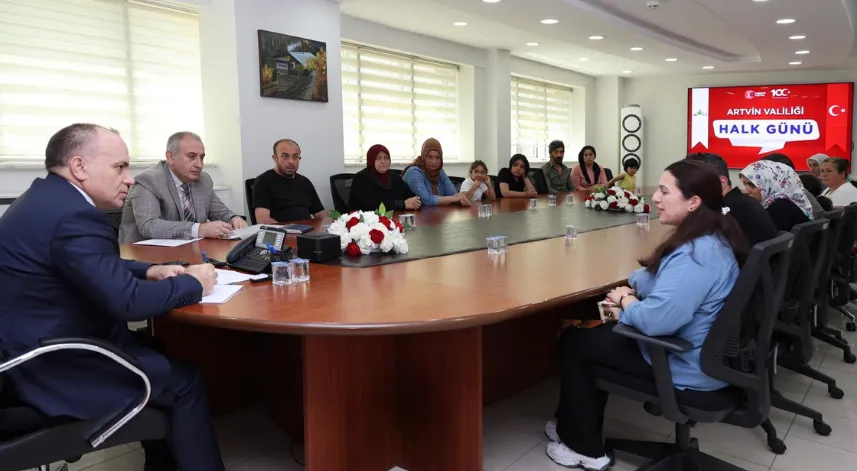 Artvin’de Halk Günü Toplantısı yapıldı