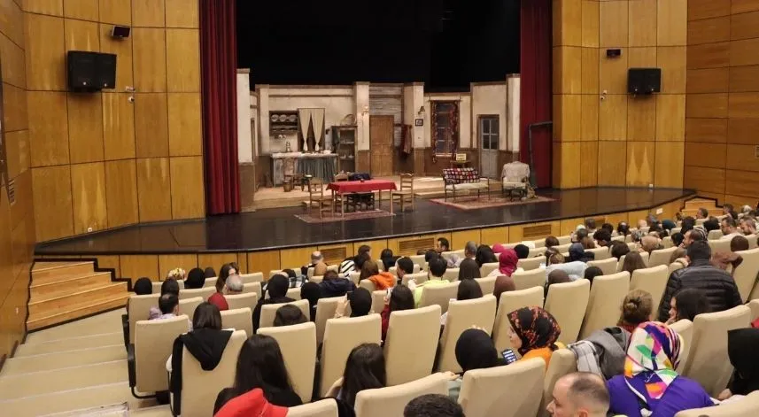 Rize'de geçtiğimiz sezon 22 oyun sahnelendi