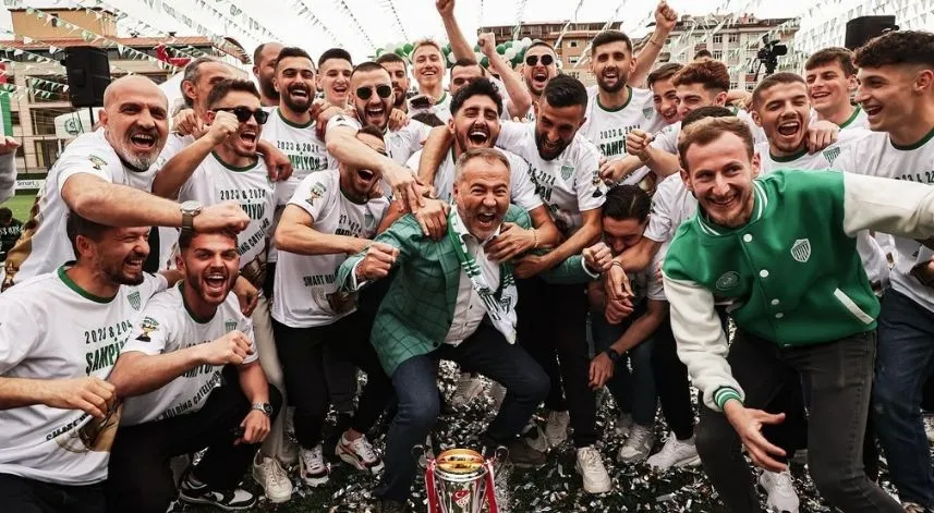 30 yıllık aradan sonra TFF 3. Lig'e dönen Çayelispor, güçlü rakiplerle mücadele edecek