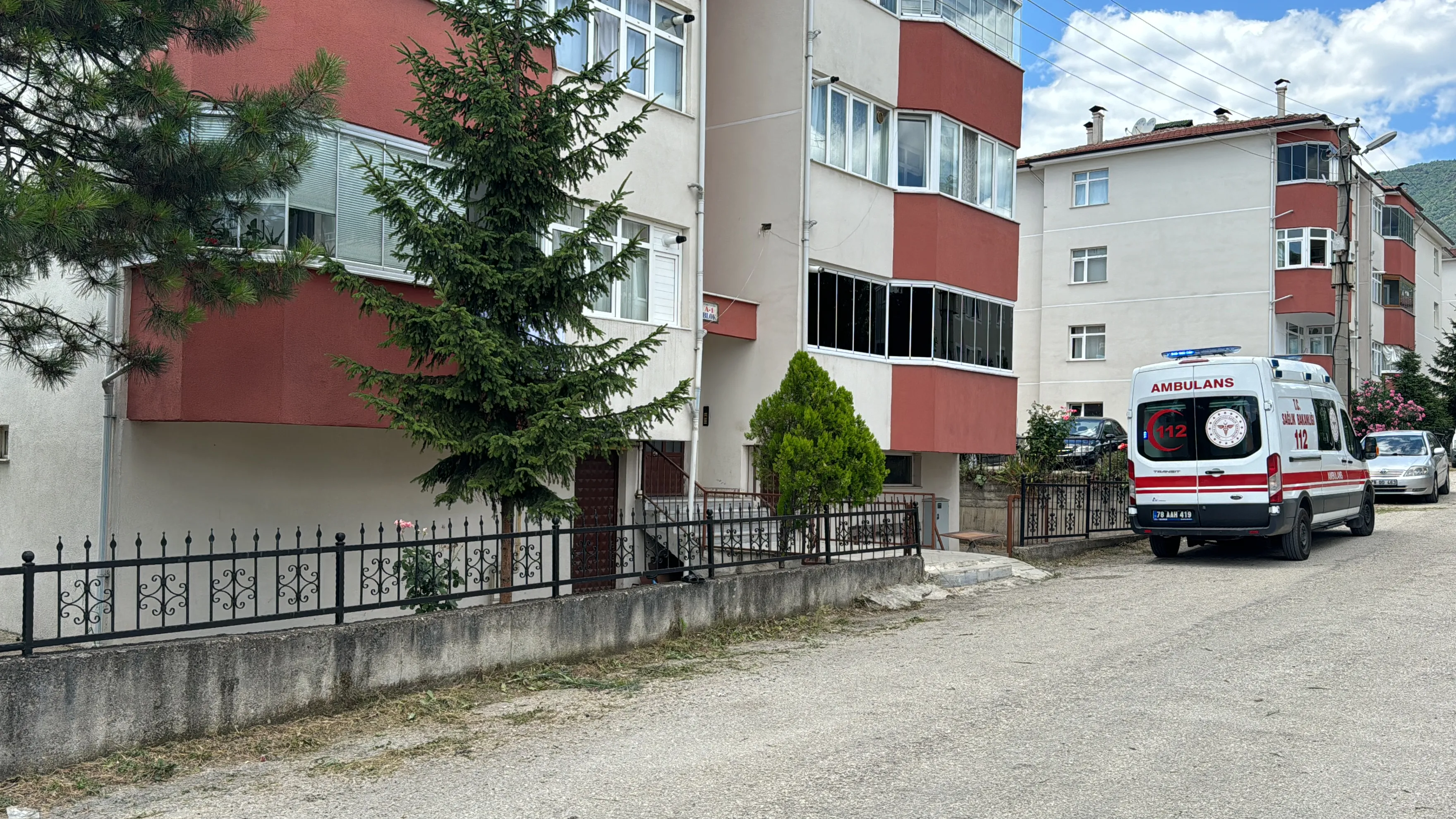 Karabük'te yalnız yaşayan kişi evinde ölü bulundu