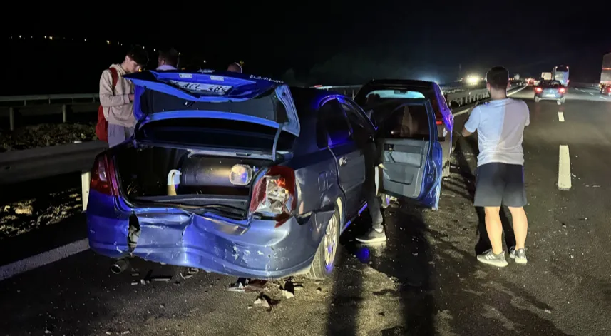 Zincirleme trafik kazası ulaşımı aksattı