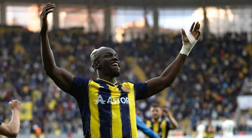 Atmaca forvet transferini bitirdi