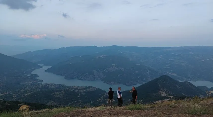 Çorum'da baraj manzaralı, 1450 rakımlı Tekke Dağı yamaç paraşütü merkezi olacak