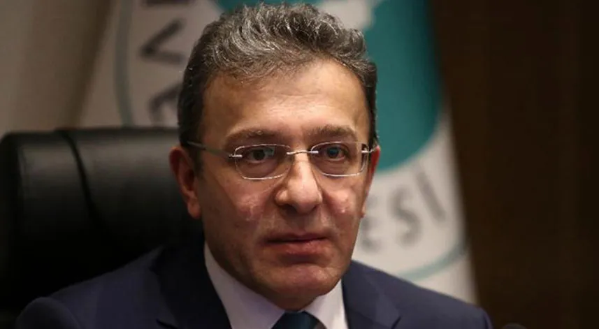 Dokuz Eylül Üniversitesi'ne Rizeli rektör