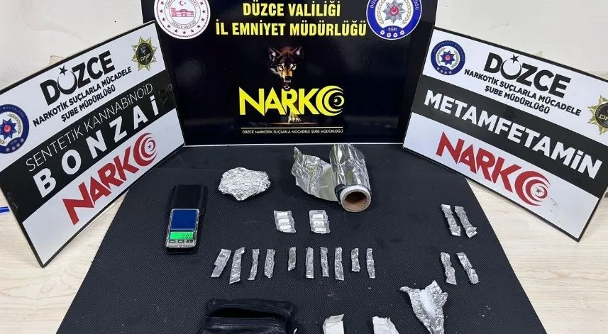 Düzce'de uyuşturucu operasyonunda 2 şüpheli tutuklandı