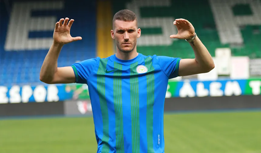 Çaykur Rizespor, Ivo Grbic'i kadrosuna kattı