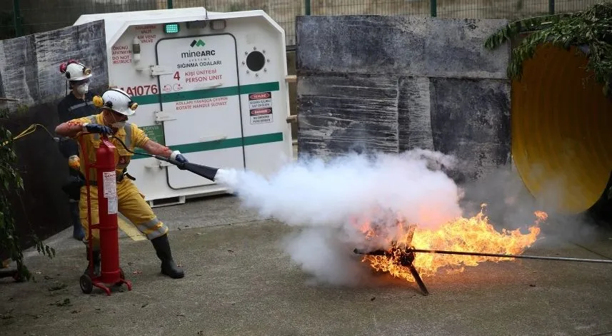 Rize'de maden sahasında yangın söndürme ve arama kurtarma tatbikatı gerçekleştirildi