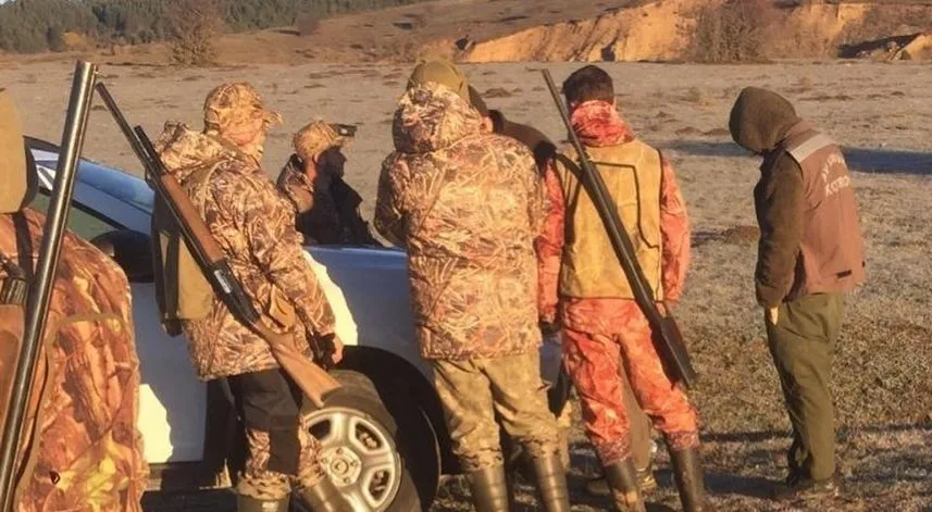 Kaçak ve usulsüz avlanan 20 kişiye para cezası uygulandı