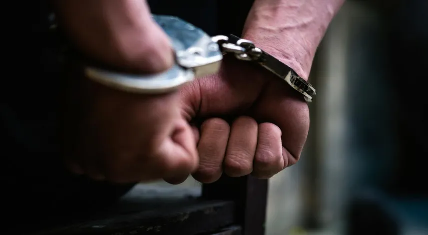 Trabzon'da evinde bağladıkları kadının altınlarını gasbeden 4 zanlı yakalandı