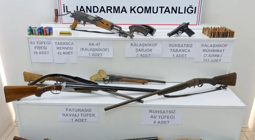 Baskın yapılan evden cephanelik çıktı