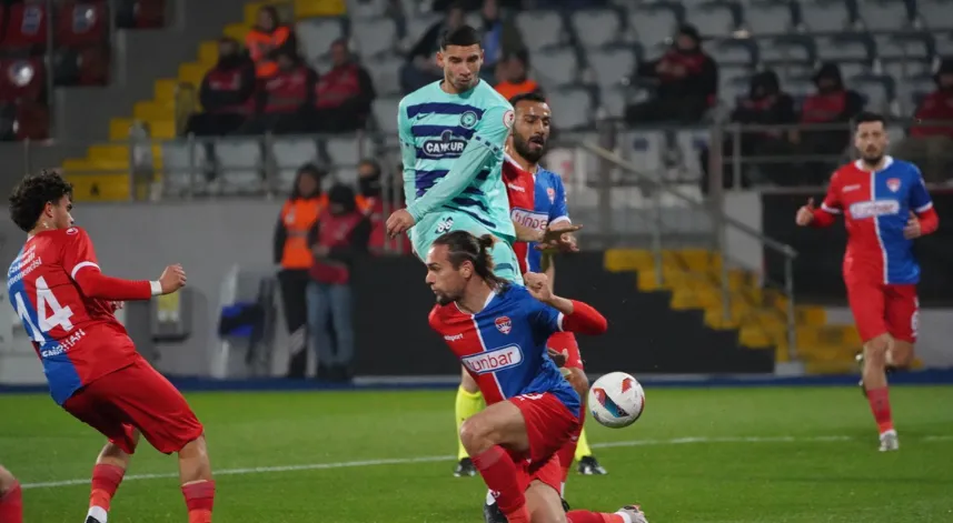 Çaykur Rizespor Son Anlarda Üst Tura Çıktı!