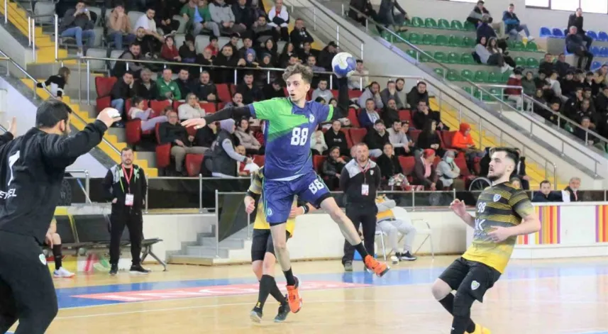 Rize Belediyespor, Konya Büyükşehir'i Mağlup Etti: 35-32