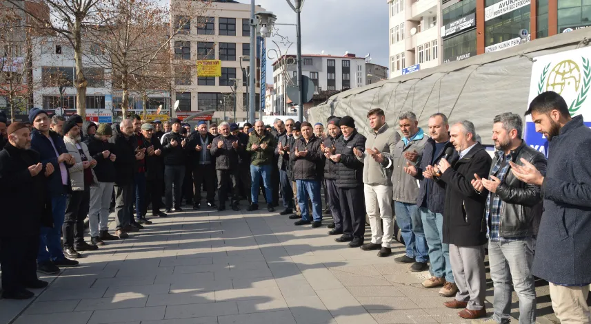 Samsun'dan Suriye'ye 600 çuval un gönderildi