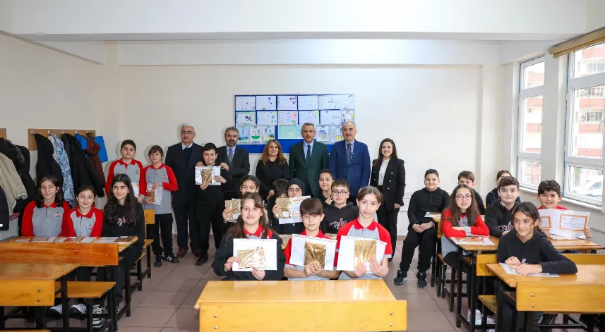 Rize’de Karne Heyecanı: 55 Bin Öğrenci Karnelerini Aldı