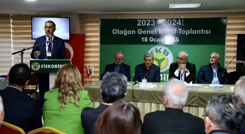 FİSKOBİRLİK Yönetim Kurulu Başkanı Bayraktar, olağan genel kurulda konuştu