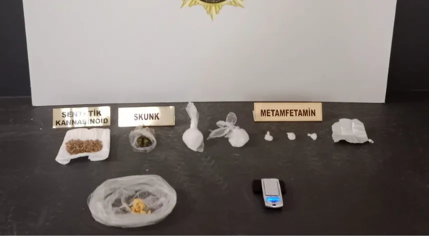 Samsun'da uyuşturucu operasyonunda 3 zanlı yakalandı