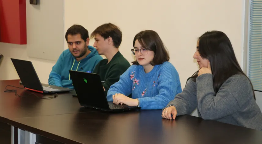 Karabük Üniversitesi öğrencileri, yapay zeka destekli projeler geliştiriyor