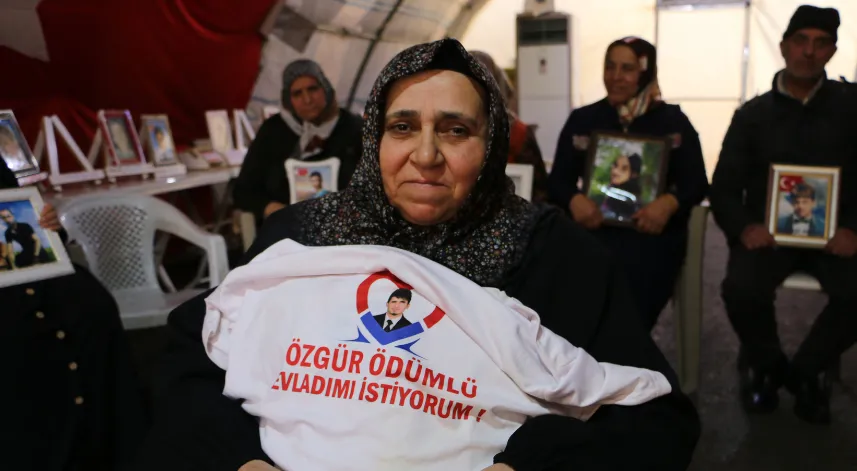 Diyarbakır annelerinin evlat nöbeti sürüyor
