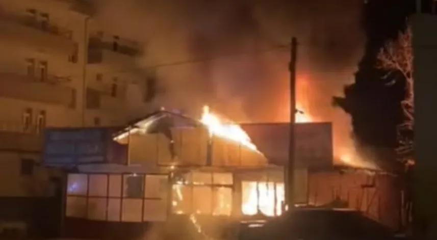 İş yerinde çıkan yangın hasara yol açtı