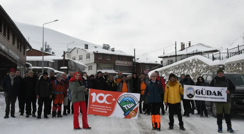 Zigana Dağı'nda 16 yıl önceki çığda hayatını kaybeden 10 dağcı anıldı