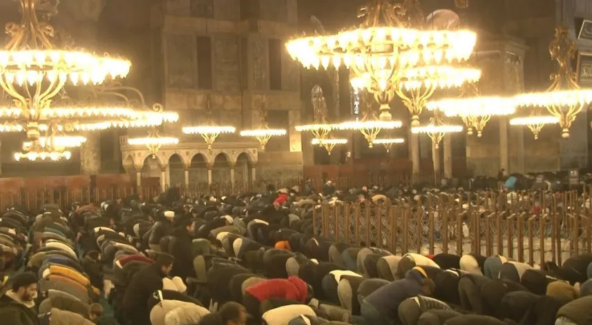Ayasofya-i Kebir Cami-i Şerifi'nde Miraç Kandili idrak edildi
