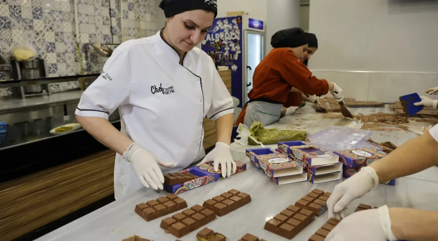 Dubai çılgınlığı bitti, Adana çikolatası yok satıyor